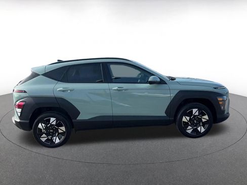 Used 2025 Hyundai Kona SEL image 16