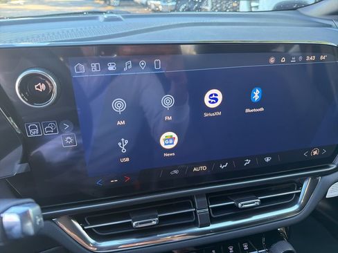 New 2026 Chevrolet Equinox EV LT image 13