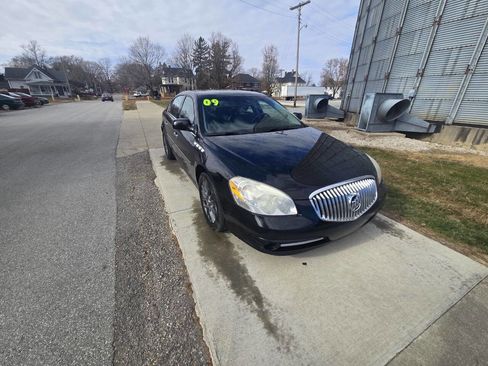 Used 2009 Buick Lucerne Super image 5