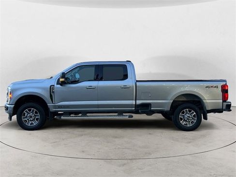 Used 2024 Ford F350 Lariat w/ Camper Package image 2