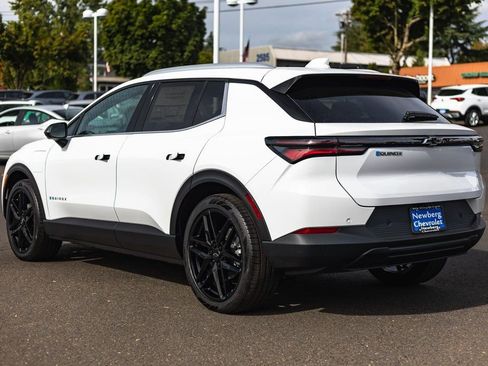 New 2026 Chevrolet Equinox EV LT w/ LPO, Blackout Package image 23