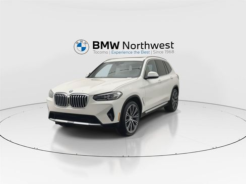 Used 2023 BMW X3 xDrive30i w/ Premium Package w/ZPA AWD/4WD image 8