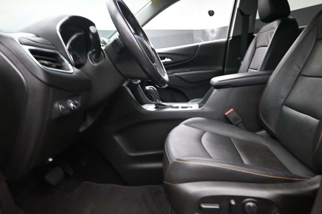 Used 2021 Chevrolet Equinox Premier AWD/4WD image 16