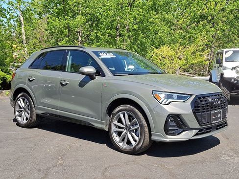 Certified 2023 Audi Q3 2.0T Premium Plus w/ Premium Plus Package AWD/4WD image 2