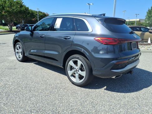 Used 2025 Audi Q5 Premium w/ Premium Plus AWD/4WD image 8