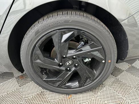 New 2026 Hyundai Elantra SEL Sport image 18