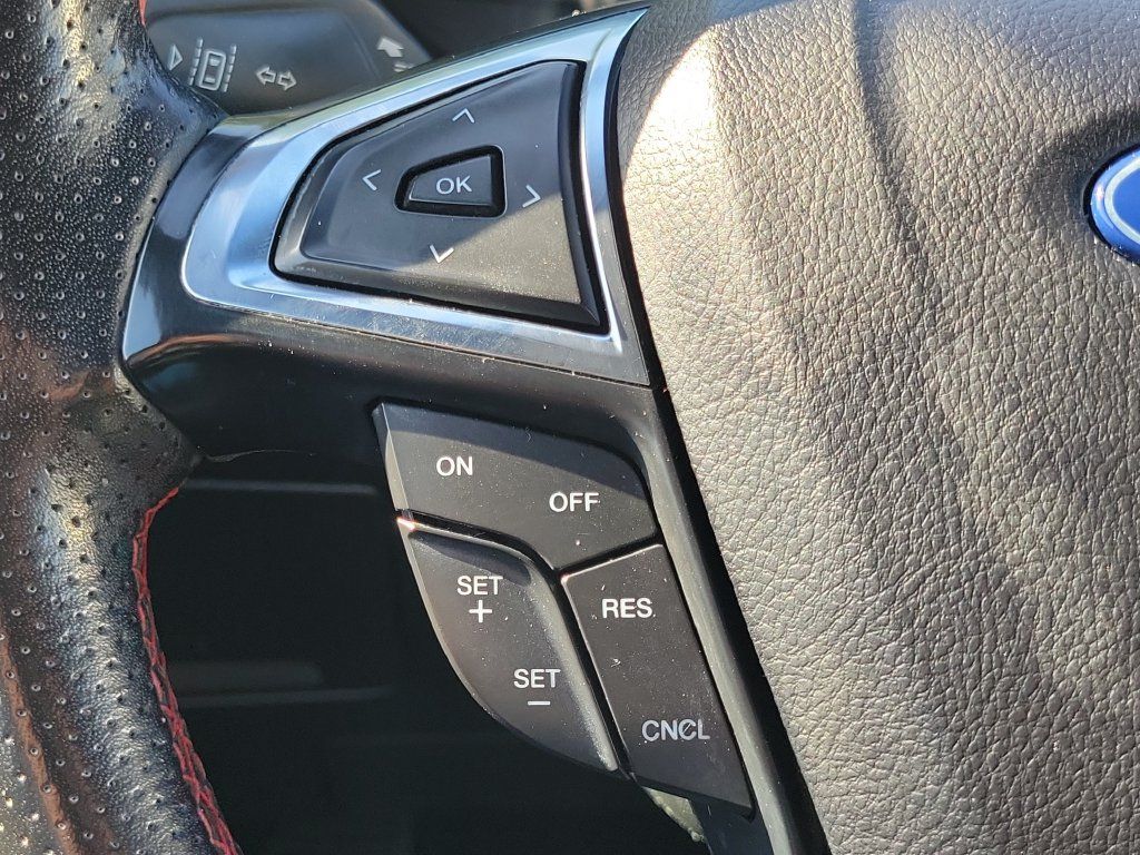 Used 2023 Ford Edge ST-Line AWD/4WD image 29