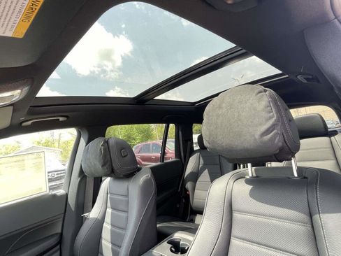 New 2026 Mercedes-Benz GLS 450 4MATIC image 5