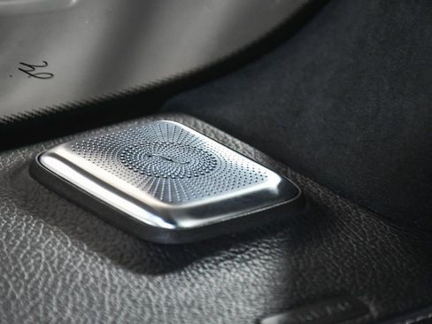 Used 2021 Mercedes-Benz G 550 image 40