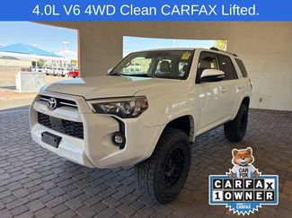 Used 2021 Toyota 4Runner SR5 Premium w/ Moonroof Package AWD/4WD video 1