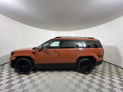 Used 2024 Hyundai Santa Fe Calligraphy image 4