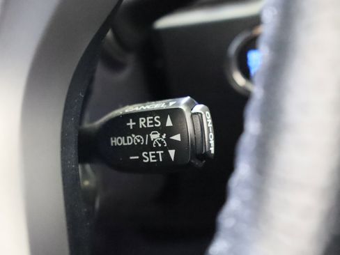 Used 2024 Toyota 4Runner Limited image 33