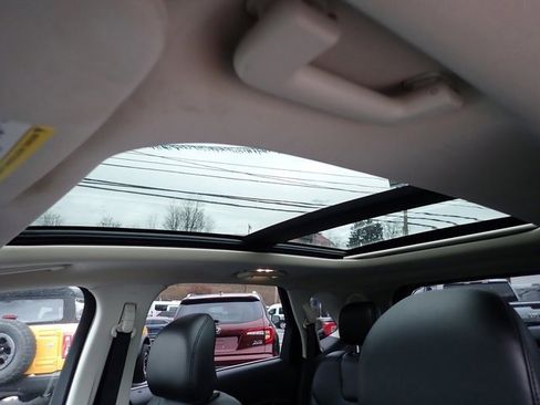 Used 2017 Ford Edge Titanium w/ Equipment Group 301A image 24