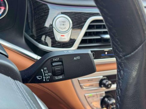 Used 2019 BMW 750i xDrive w/ Executive Package AWD/4WD image 27