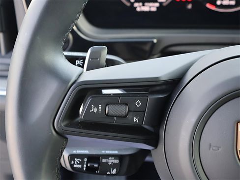 Used 2026 Porsche Cayenne S image 27