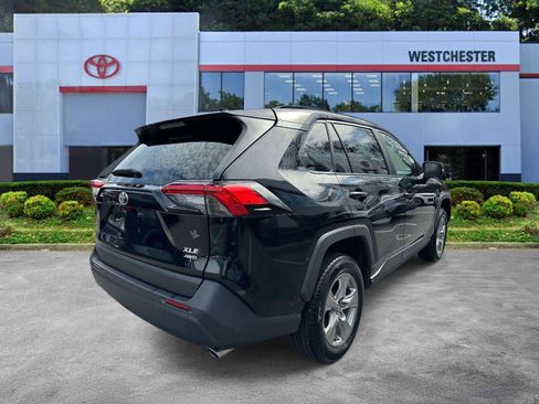Used 2025 Toyota RAV4 XLE image 4