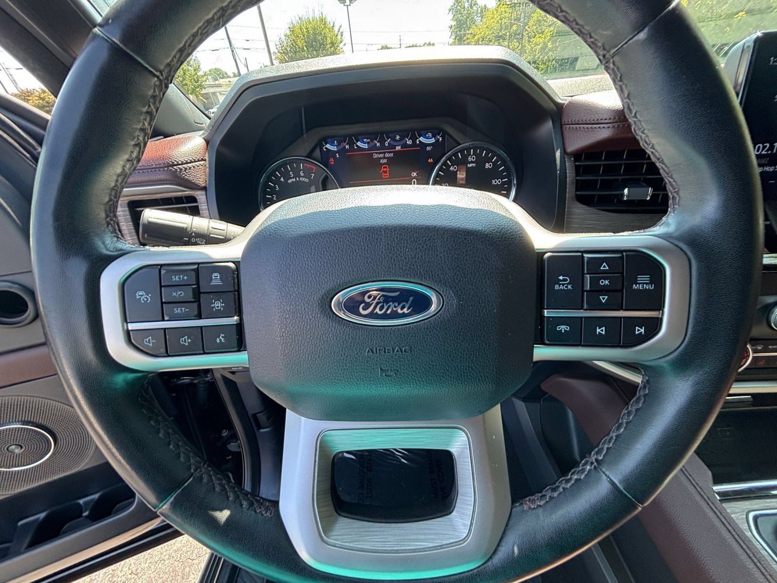 Used 2024 Ford Expedition Max Limited AWD/4WD image 26