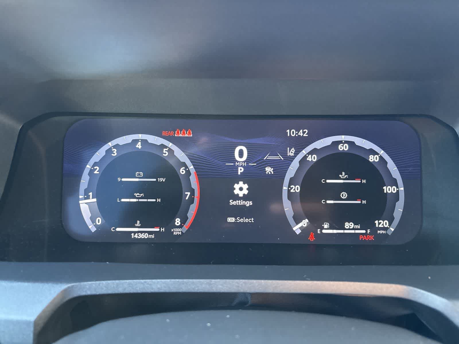 Used 2024 Toyota Tacoma Limited w/ Limited Package (LT) AWD/4WD image 16