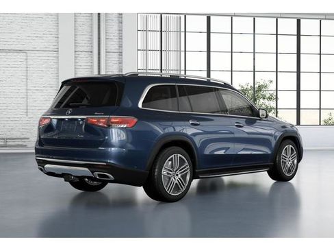 New 2026 Mercedes-Benz GLS 450 4MATIC image 21