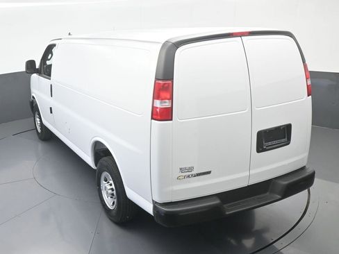 New 2025 Chevrolet Express 2500 w/ Driver Convenience Package image 32