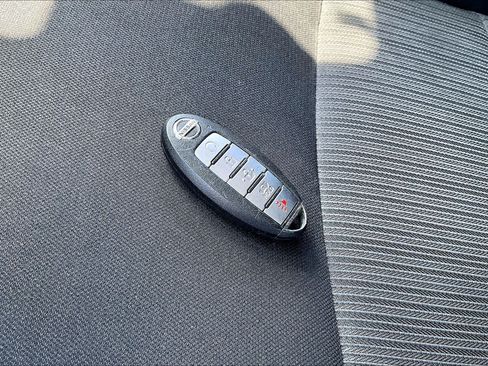 Used 2020 Nissan Sentra SV FWD image 15