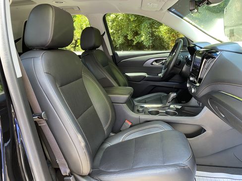 Used 2020 Chevrolet Traverse Premier w/ Redline Edition FWD image 36
