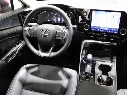 Used 2023 Lexus NX 350h 350h Premium image 16