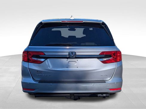 Used 2024 Honda Odyssey Elite image 4