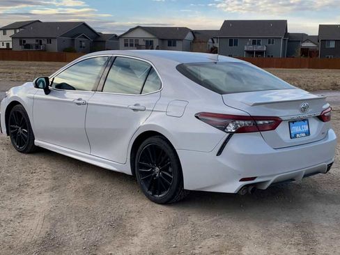 Used 2023 Toyota Camry XSE image 6