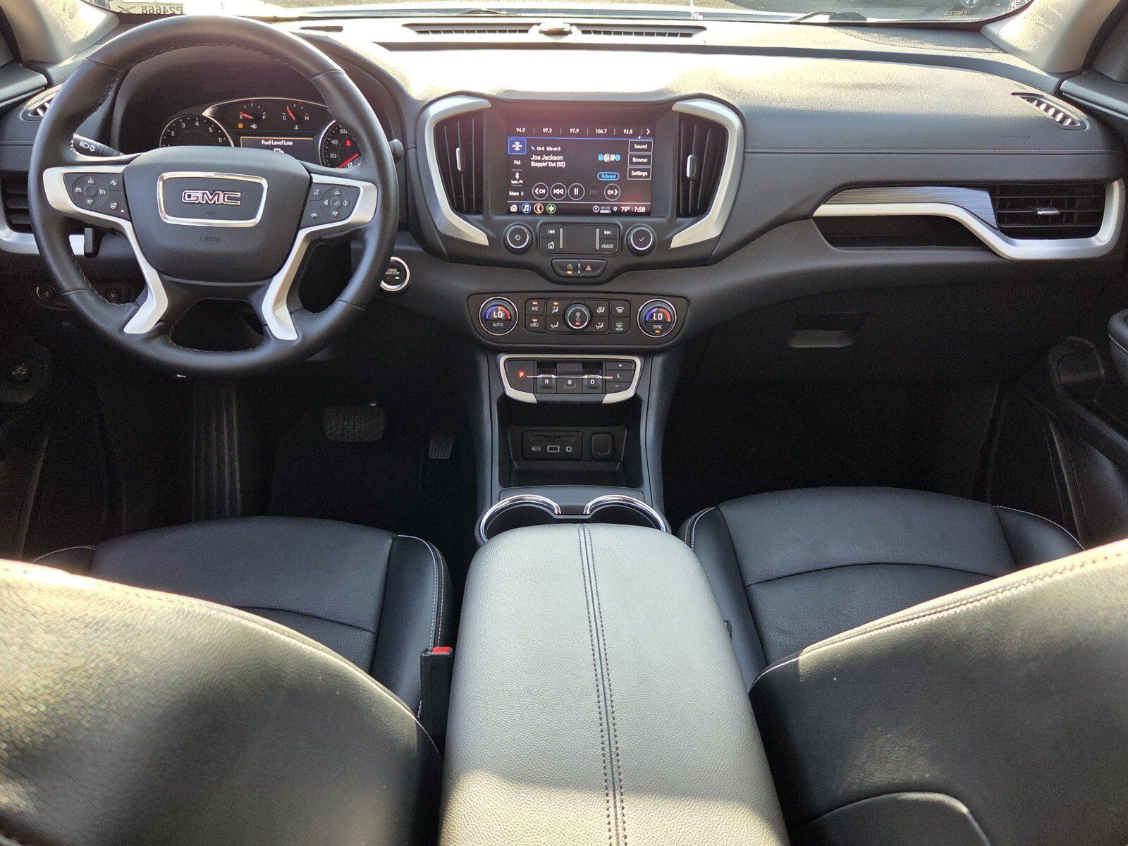 Certified 2023 GMC Terrain SLT FWD image 16
