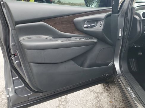 Used 2020 Nissan Murano Platinum w/ Cargo Package image 18