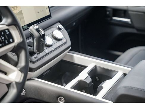 Used 2025 Land Rover Defender 110 S AWD/4WD image 21