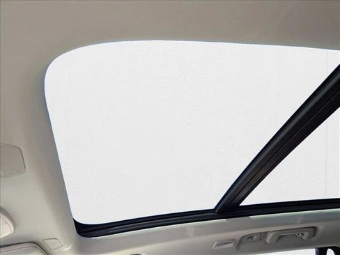 New 2026 Volvo XC90 T8 Plus image 5