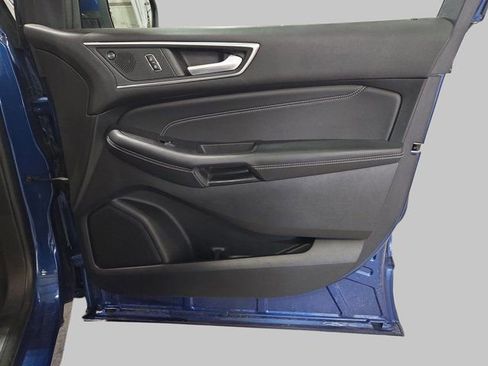 Used 2024 Ford Edge Titanium image 13