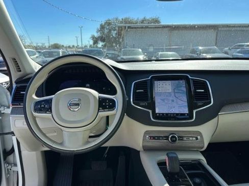 Certified 2023 Volvo XC90 B5 Plus w/ Protection Package Premier image 7