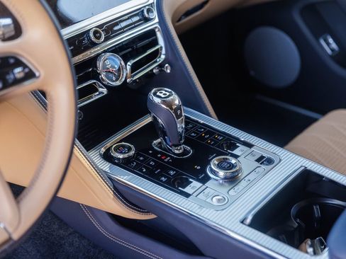 Certified 2023 Bentley Flying Spur W12 AWD/4WD image 27