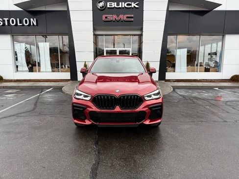 Used 2023 BMW X6 xDrive40i w/ M Sport Package image 4