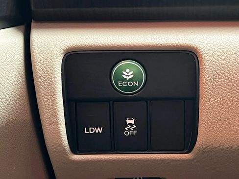 Used 2015 Honda Accord EX-L image 21