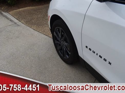 Used 2023 Chevrolet Equinox RS FWD image 16
