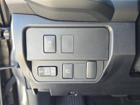 Used 2023 Toyota Tacoma SR AWD/4WD image 24
