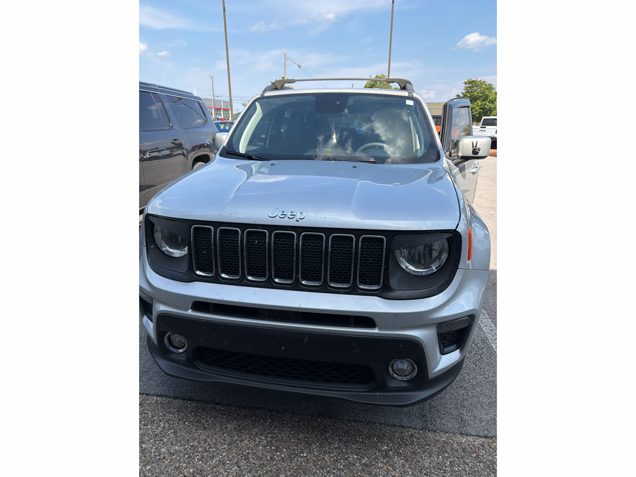 Used 2019 Jeep Renegade Latitude AWD/4WD image 1
