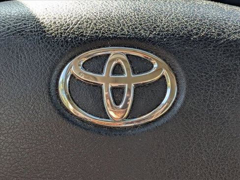 Used 2019 Toyota 4Runner SR5 Premium image 11