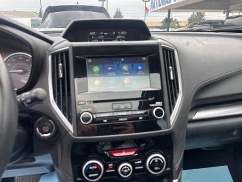 Used 2019 Subaru Forester Premium AWD/4WD image 14