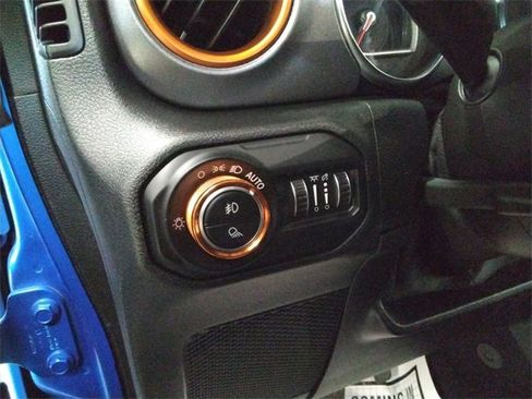 Used 2021 Jeep Gladiator Mojave w/ LED Lighting Group image 27