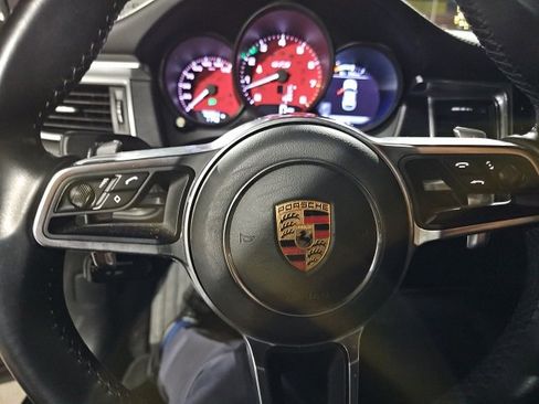 Used 2017 Porsche Macan GTS image 11