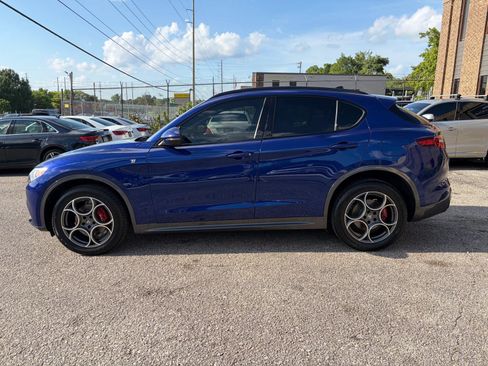 Used 2023 Alfa Romeo Stelvio Ti AWD/4WD image 9