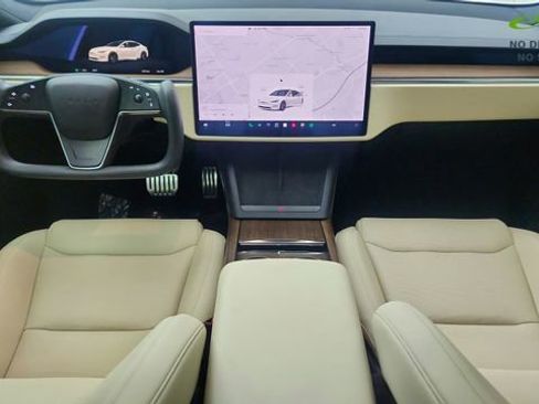 Used 2022 Tesla Model S AWD/4WD image 19