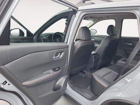 New 2026 Nissan Rogue Rock Creek image 18