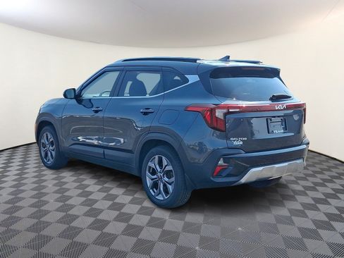 Used 2024 Kia Seltos S AWD/4WD image 4