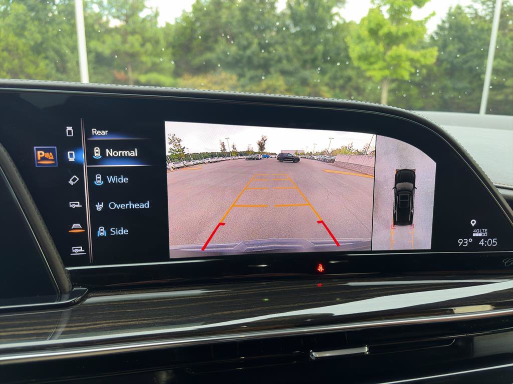 Used 2021 Cadillac Escalade ESV Sport AWD/4WD image 16